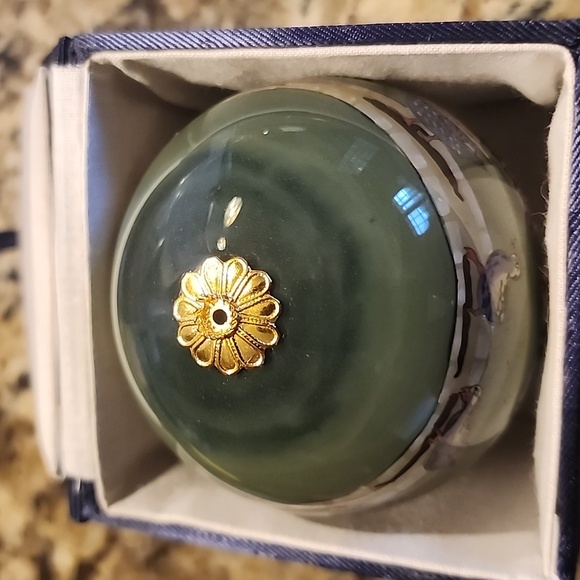 Boston ducklings glass ornament NWOT - Picture 4 of 6